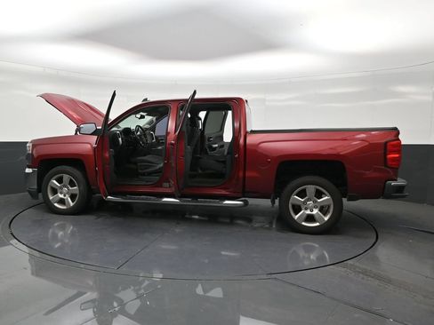 Used 2018 Chevrolet Silverado 1500 LT w/ All Star Edition RWD image 29