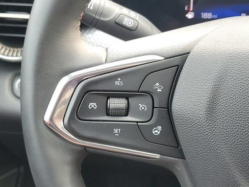 Certified 2024 Chevrolet Trax ACTIV w/ Sunroof Package FWD image 21