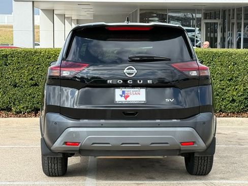 Used 2021 Nissan Rogue SV image 7