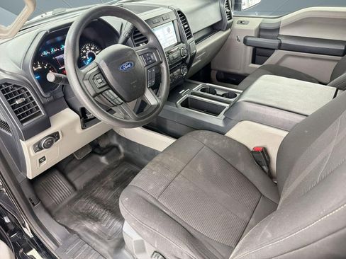 Used 2017 Ford F150 XL w/ Equipment Group 101A Mid RWD image 4