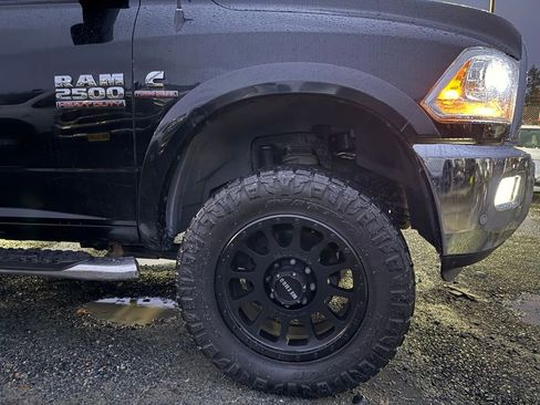 Used 2017 RAM 2500 Laramie w/ Convenience Group image 8