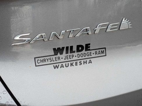 Used 2019 Hyundai Santa Fe AWD image 11
