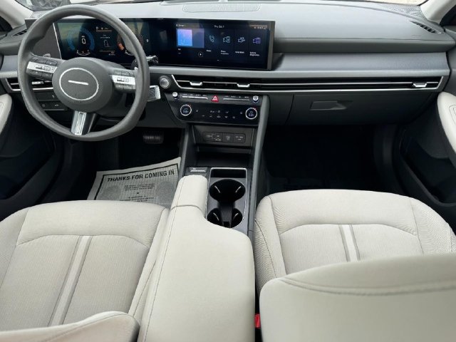 Used 2025 Hyundai Sonata SEL FWD image 14