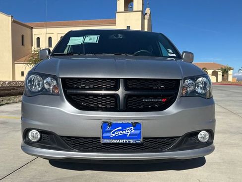 Used 2018 Dodge Grand Caravan SE image 8