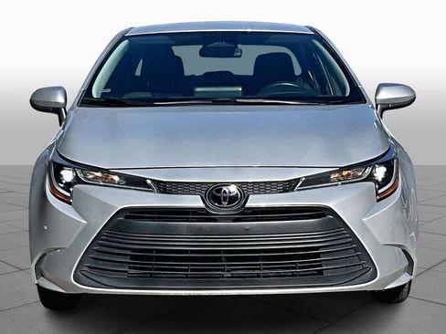 Used 2024 Toyota Corolla LE image 4