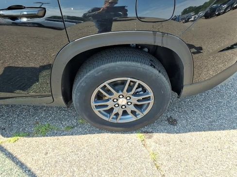 Used 2025 GMC Acadia Elevation AWD/4WD image 20