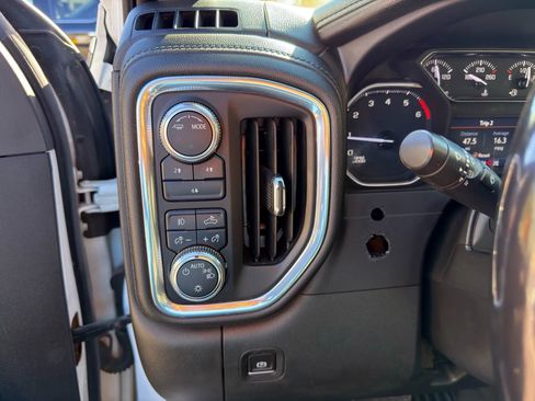 Used 2021 GMC Sierra 2500 SLE image 33