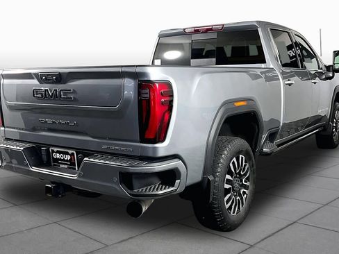 Certified 2024 GMC Sierra 2500 Denali Ultimate w/ Max Trailering Package AWD/4WD image 13