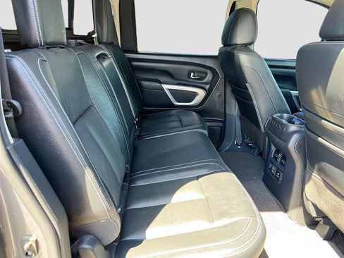 Used 2020 Nissan Titan SL w/ Moonroof Package RWD image 29