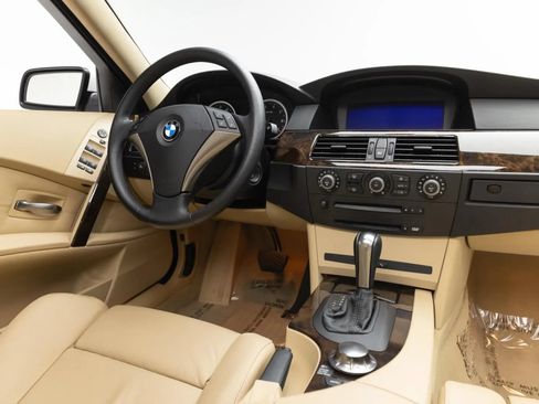 Used 2004 BMW 545i Sedan RWD image 12