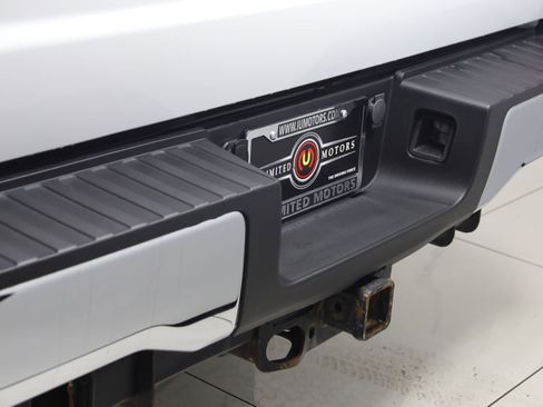 Used 2024 Ford F250 XLT w/ FX4 Off-Road Package AWD/4WD image 23