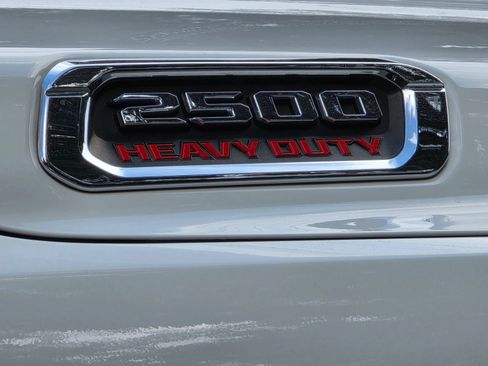 Used 2019 RAM 2500 Laramie AWD/4WD image 36