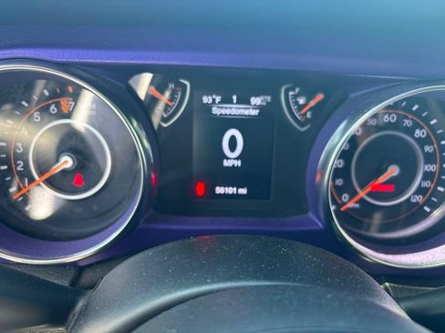 Used 2020 Jeep Wrangler Unlimited Sport AWD/4WD image 2