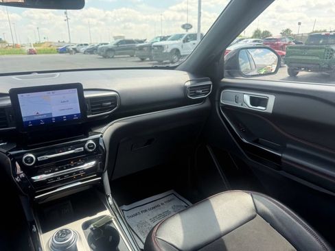 Used 2023 Ford Explorer ST-Line AWD/4WD image 47