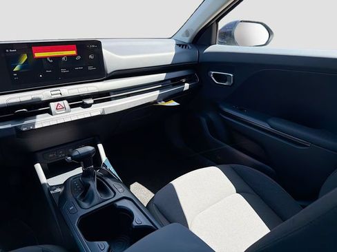 New 2026 Kia K4 FWD image 21