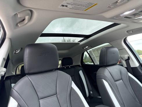 New 2026 Buick Envision Sport Touring image 17