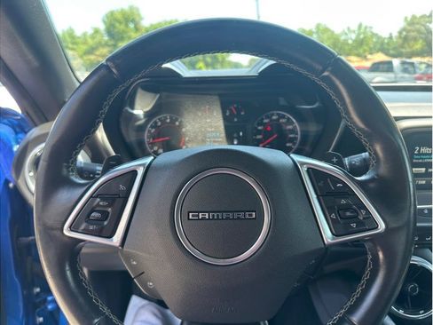 Used 2017 Chevrolet Camaro LT RWD image 16