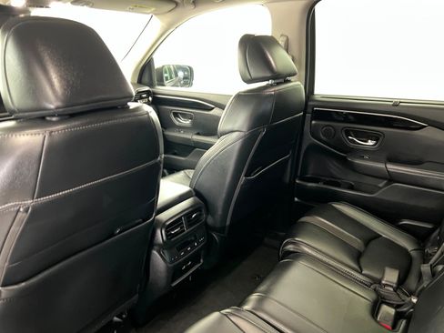 Used 2023 Honda Pilot EX-L image 19