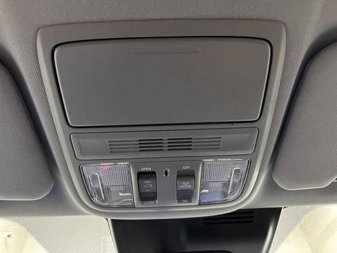 Used 2021 Honda CR-V EX image 16