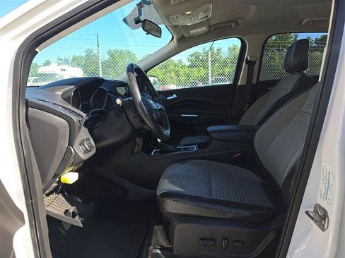 Used 2018 Ford Escape SE w/ SE Sport Appearance Package AWD/4WD image 13