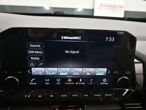 Used 2023 Nissan Pathfinder SL image 24