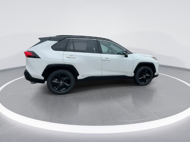 Used 2019 Toyota RAV4 XSE w/ XSE Weather Package AWD/4WD image 8