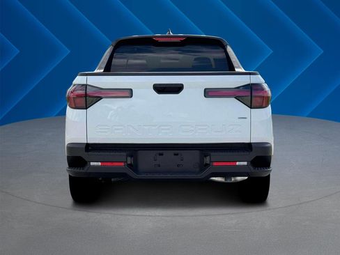 Certified 2025 Hyundai Santa Cruz SE image 9