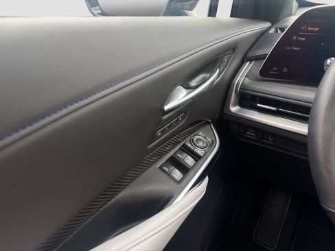 Used 2025 Cadillac XT4 Sport AWD/4WD image 25