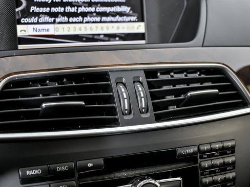 Used 2012 Mercedes-Benz C 63 AMG Sedan image 33