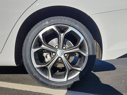 Used 2023 Chevrolet Malibu LT image 9