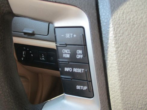 Used 2012 Ford Fusion SE FWD image 30