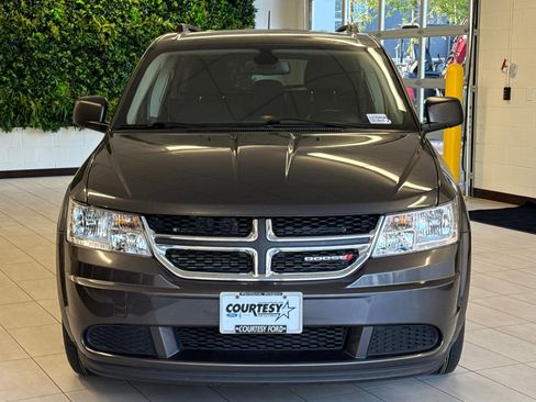 Used 2019 Dodge Journey SE image 7