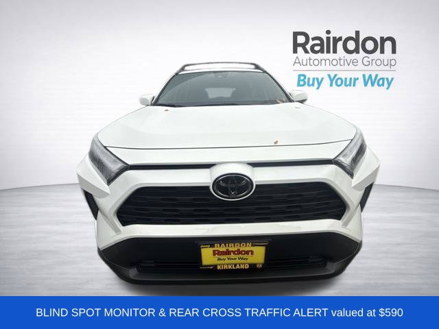 Used 2025 Toyota RAV4 LE AWD/4WD image 2