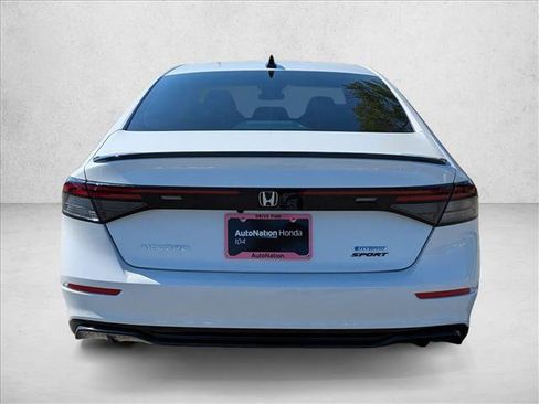 Used 2025 Honda Accord Sport image 6