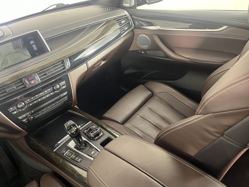 Used 2016 BMW X5 xDrive50i image 11