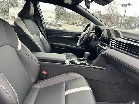 Certified 2025 Toyota Camry SE image 16