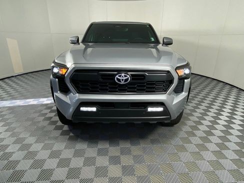 Used 2024 Toyota Tacoma TRD Off-Road w/ TRD Off Road Upgrade Package image 2