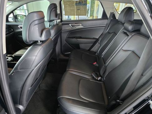 Used 2023 Kia Sportage EX FWD image 36