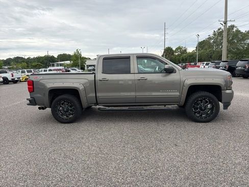 Used 2017 Chevrolet Silverado 1500 LT w/ All Star Edition AWD/4WD image 4