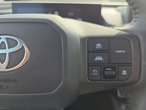 Used 2026 Toyota RAV4 XLE Premium w/ Panoramic Sun Roof Package AWD/4WD image 18