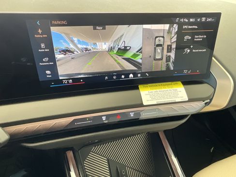 New 2025 BMW X3 xDrive30i w/ Premium Package image 16