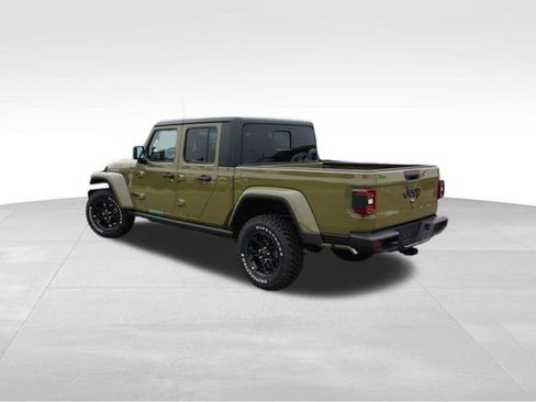 New 2025 Jeep Gladiator Willys image 5