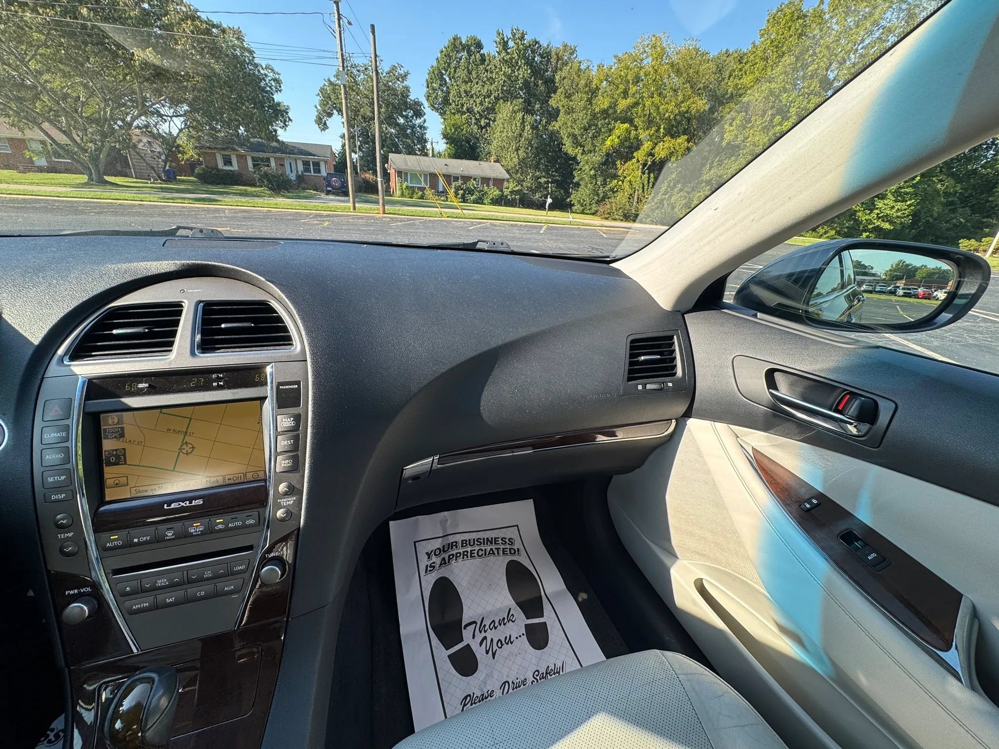 Used 2011 Lexus ES 350 w/ Preferred Accessory Package FWD image 26