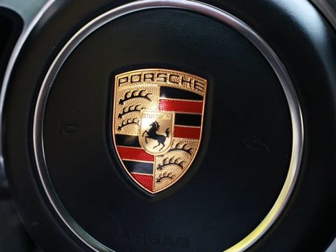 Used 2020 Porsche Panamera RWD image 54