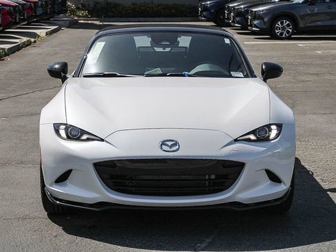 New 2026 MAZDA MX-5 Miata Club w/ Interior Package RWD image 2