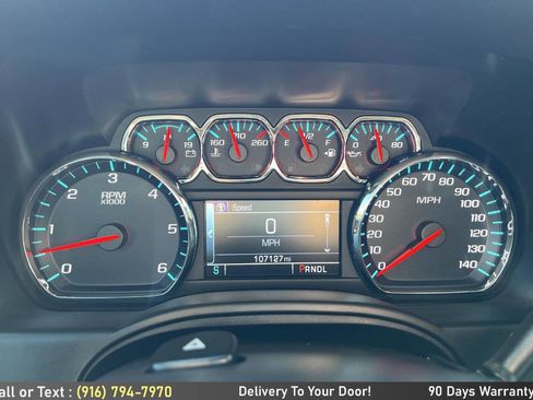 Used 2020 Chevrolet Suburban LT image 21