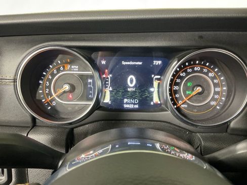 Used 2021 Jeep Gladiator Overland image 11