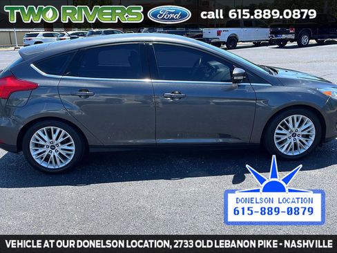 Used 2018 Ford Focus Titanium FWD image 11