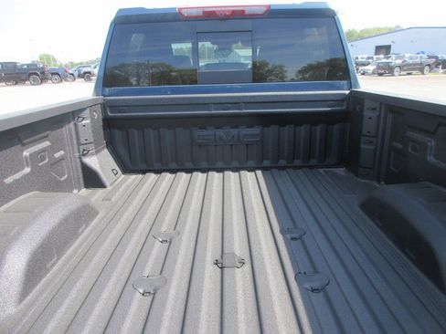 New 2026 GMC Sierra 2500 Denali Ultimate image 7