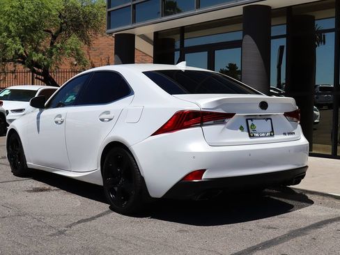 Used 2017 Lexus IS 200t w/ Navigation System Package RWD image 9
